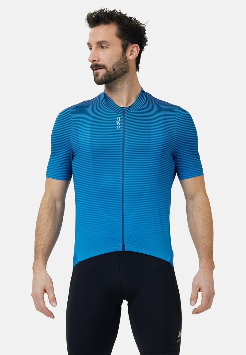 winter collar cycling