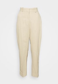 Beige, hoge taille broek van een gladde stof. Tapered pijpen met een platte voorkant, nette stiksels en twee zijzakken.