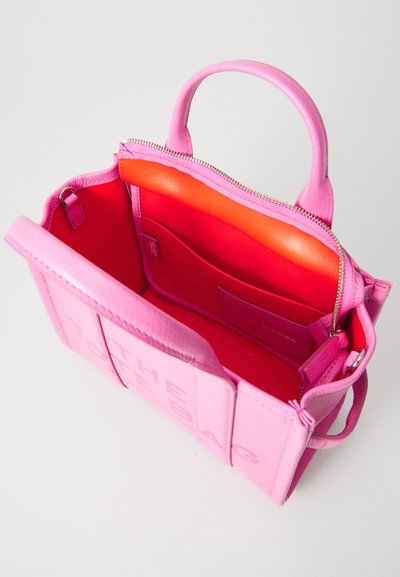 MARC JACOBS THE SMALL TOTE - Handväska - bow pink