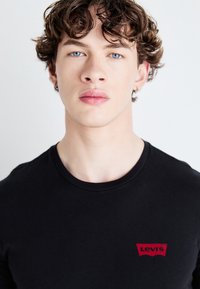 Levi's® GRAPHIC TEES 3 PACK - Pamata T-krekls - white/medium heather grey/caviar