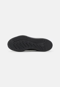 Nike Performance DOWNSHIFTER 12 NN GS - Scarpe da corsa su strada - black/light smoke grey/dark smoke grey