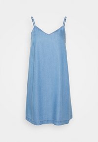 Jeansklänning med tunna axelband, V-ringning och lös passform. Ljust blå färg med subtil textur och sömnadsdetaljer.