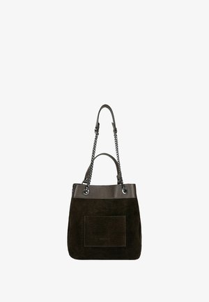 Donkerbruine suedine totebag met leren accenten, voorvak, dubbele kettinghandvaten en leren schouderband.