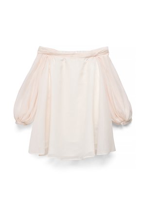 Ružová svetloružová blúzka bez ramienok s nadýchanými dlhými rukávmi a elastickými manžetami, vyrobená z priesvitnej, splývavej látky.