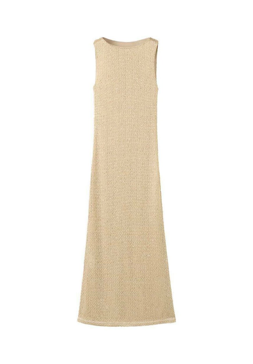 Bež obleka brez rokavov z teksturiranim pletenim vzorcem, dolga dolžina in gladkim okroglim izrezom, ki ima subtilen tkani vzorec po celotni površini.