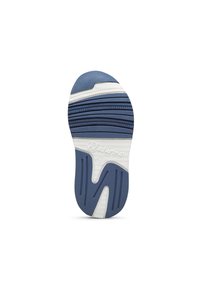 Modrá gumová podrážka s bílými akcenty a drážkami pro trakci, s vzorovaným designem poblíž paty a s vyraženým logem.