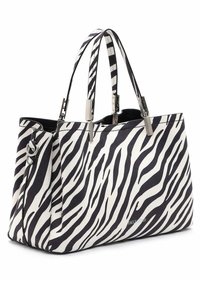 Grand sac à main avec des rayures zèbre noires et blanches, double anses, quincaillerie argentée, et une poche latérale avec un détail anneau.