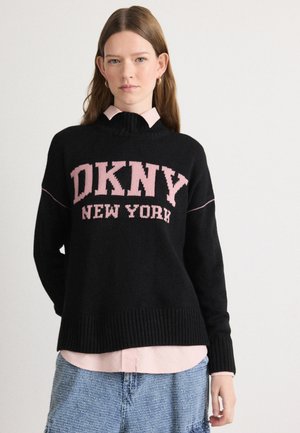 INTARSIA LOGO TURTLENECK HIGH LOW BOXY - Pullover - black/dusty mauve