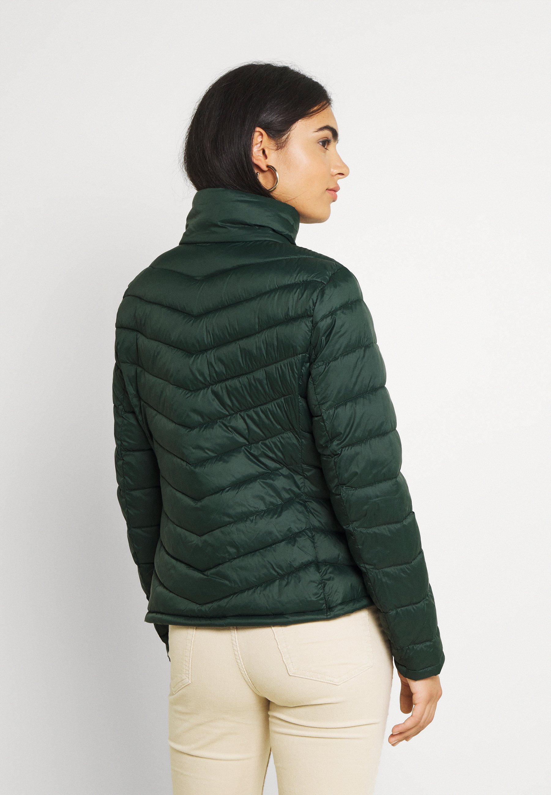 lightweight short jacket