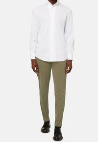 Boggi Milano Chino kalhoty - khaki