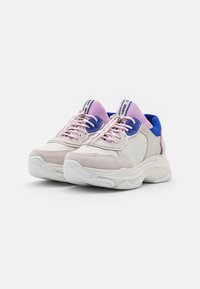 Bronx Trainers - off-white