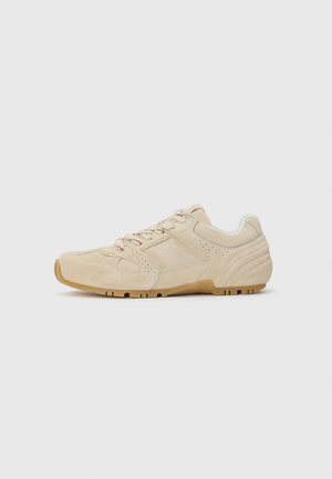 Baskets basses - cream