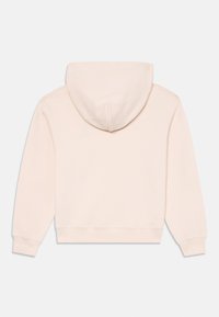 Felpa con cappuccio di colore rosa chiaro, realizzata in tessuto morbido, con polsini a costine e orlo cropped. Presenta un cappuccio e non ha loghi o motivi visibili.