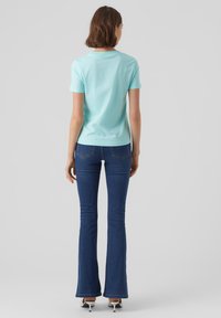 Vero Moda 2ER PACK PAULA - Basic T-shirt - blau rosa