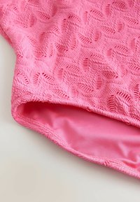 Next PLUNGE TUMMY CONTROL - Maillot de bain - pink lace