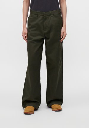 Carhartt WIP, OMAK PANT - Панталони - cypress rinsed