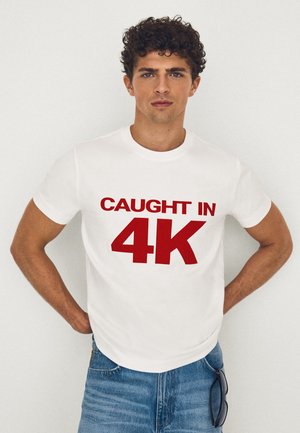 Bershka, PRINT LORE - TSHIRT - T-Shirt print - white