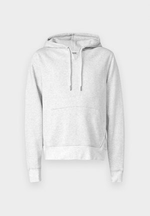 Hoodie en coton gris avec une poche kangourou à l'avant, des cordons de serrage et des poignets côtelés. Il offre une coupe décontractée et une capuche spacieuse.