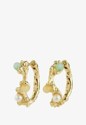 Zelta toņa riņķa auskari ar teksturētu, organisku dizainu un četrām krāsainām akmenēm: zilgani zaļā, krēmīgi baltā, dzeltenā un baltā krāsā.