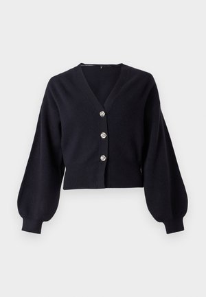 Cardigan preto curto com mangas balão e três botões decorativos prateados na parte da frente, sobre um fundo branco.