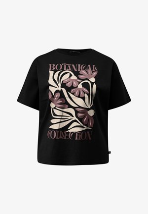 Schwarzes T-Shirt mit kurzen Ärmeln, das ein botanisches Design mit pinken und cremfarbenen Blumen zeigt und den Text "BOTANISCHE KOLLEKTION" in fetter Schriftart trägt.
