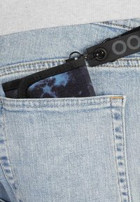 coocazoo MIT SICHTFENSTER - Wallet - midnight dust