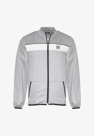 Jasnoszara kurtka z zamkiem błyskawicznym, z białym paskiem na klatce piersiowej, czarnym zamkiem i mankietami oraz małym czarnym logo na górnej lewej części klatki piersiowej.