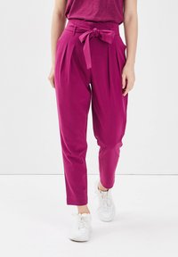 Cache Cache Pantalon classique - violet foncé