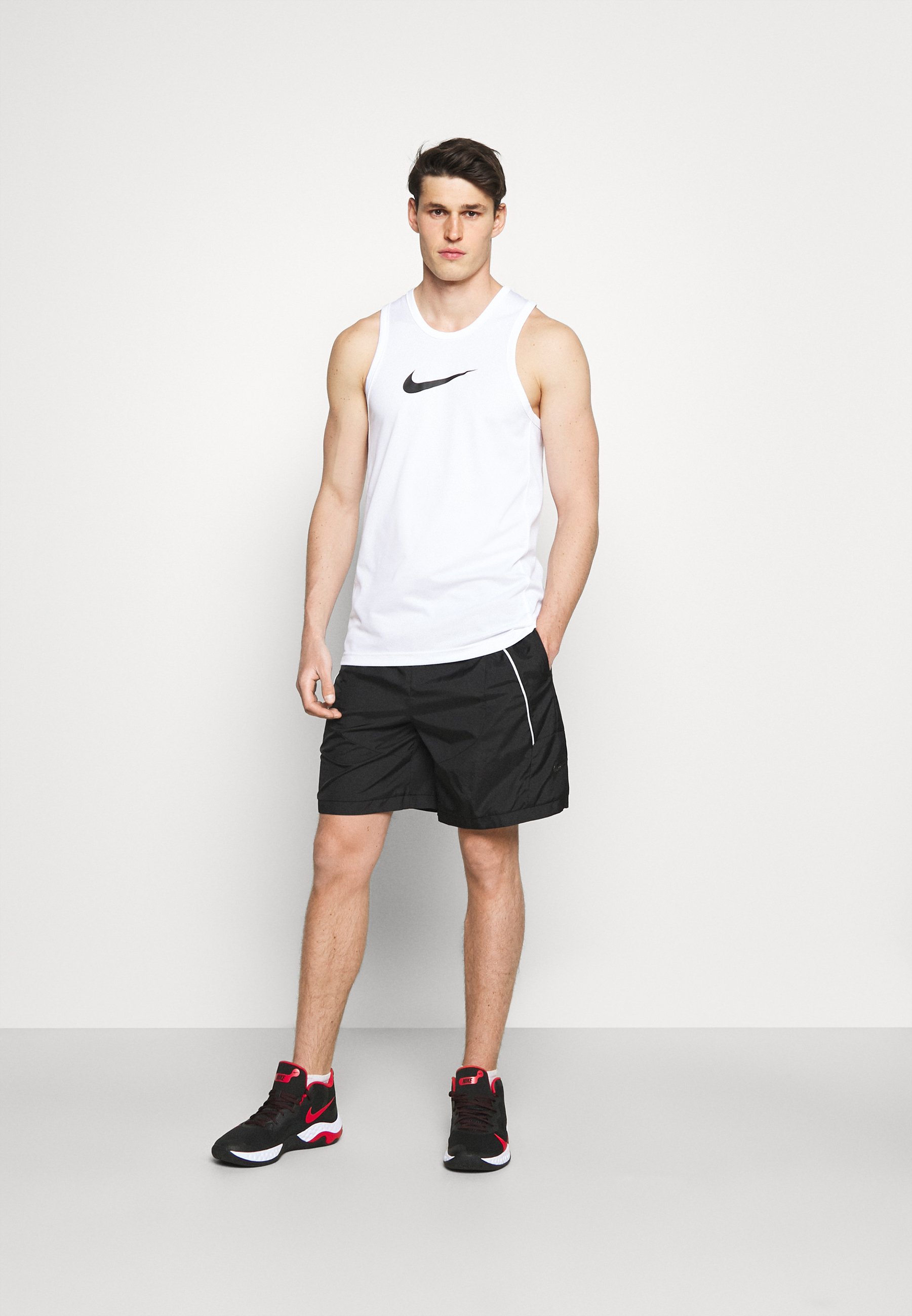 Nike Performance THROWBACK SHORT 