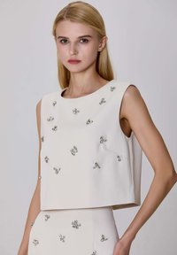 Non sélectionné, crème