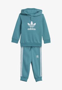 Nevybrané, arctic fusion