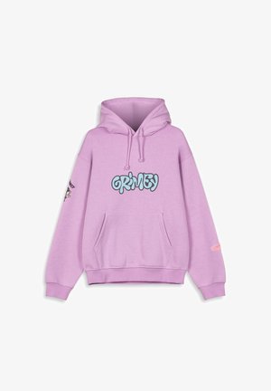 Sudadera morada de algodón con un gran gráfico de "GRIMEY" en la parte frontal, bolsillo canguro y un pequeño logotipo en la manga.