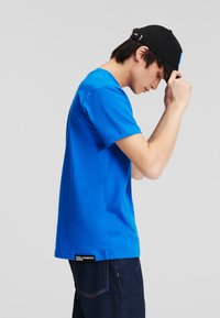 Karl Lagerfeld Jeans LOGO SLIM-FIT - Jednoduché tričko - klj blue