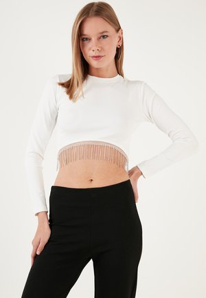 SLIM FIT - Tops ar garām piedurknēm - white