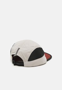 Columbia ESCAPE THRIVE™ UNISEX - Kapa - spice/dark stone