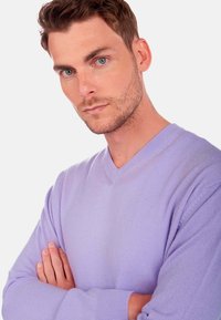 Mahogany GASPARD - Pullover - violet tulip