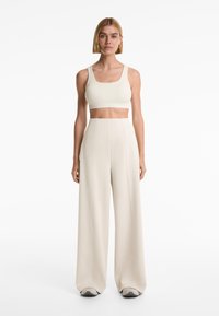 OYSHO SUPER HIGH RISE PIQUÉ WITH COTTON - Broek - sand