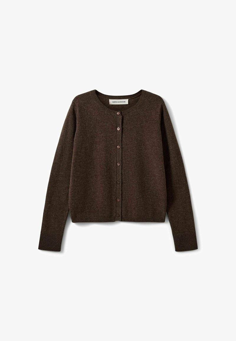 Cardigan en laine marron à manches longues, col rond et boutons sur le devant, posé à plat sur un fond blanc.