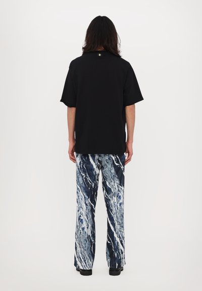 Roberto Cavalli MARBLE COOL FIT TEE - Apdrukāts T-krekls - blue