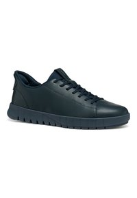 Sneaker in pelle navy con finitura liscia, punta rotonda, design con lacci e suola in gomma testurizzata per aderenza. Silhouette a profilo basso.