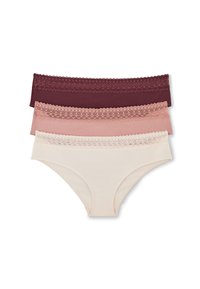 Ensemble de trois culottes de bikini en coton avec dentelle pour femmes, de couleur crème, rose et bourgogne, empilées sur un fond blanc.