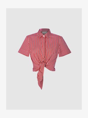 Piros és fehér kockás, rövid ujjú ing, elöl csomóra kötött dizájnnal, galléros nyakkal és gombos záródással. Könnyű anyagból készült.