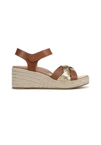 Sandales en cuir marron à talons compensés avec un accent doré, présentant une plateforme en corde tissée et une sangle de cheville ajustable pour un maintien sécurisé.