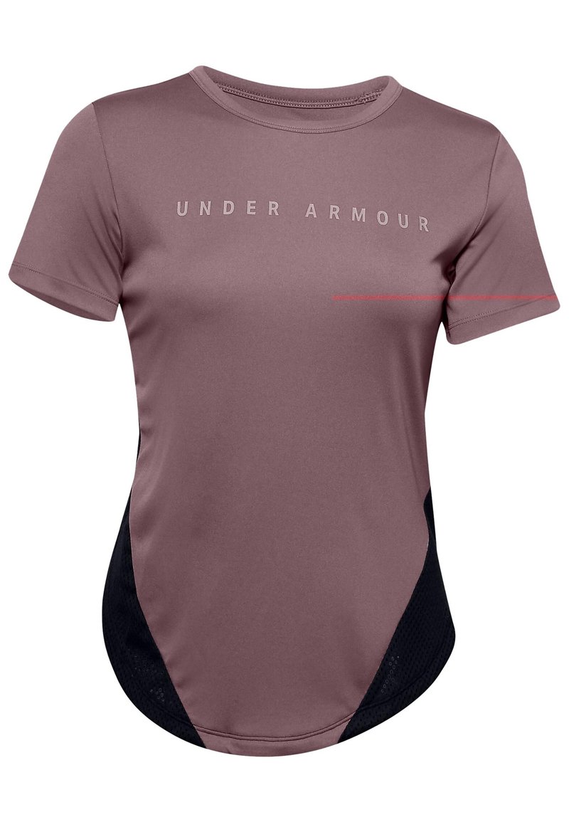 Kortärmad sporttopp i mauve och svart. Slät tyg, rundad nederkant, har "UNDER ARMOUR"-logotyp i vitt och röda accenter på axeln.