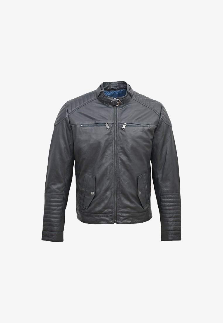 Czarna skórzana kurtka motocyklowa z kołnierzem stójkowym, zamek z przodu, dwiema kieszeniami na piersi oraz żebrowanymi detalami na ramionach i rękawach.