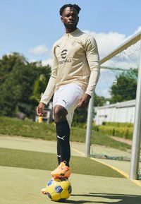 Puma AC MILAN PREMATCH 1/4 ZIP - Klupska odjeća - putty/prairie tan