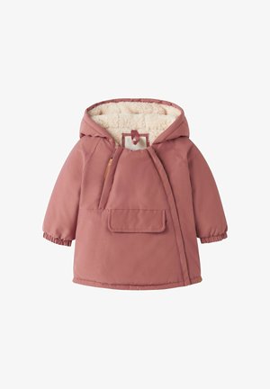 Veste extérieure rose avec une capuche en fourrure crème et une poche. Elle possède des poignets élastiqués et un extérieur lisse et résistant à l'eau.