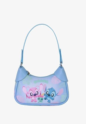Bolso azul claro hecho de material sintético liso. Presenta a los personajes de dibujos animados Stitch y Angel, con el texto "OHANA" y patrones florales.