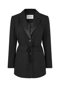 Blazer nero con colletto in satin, chiusura a singolo bottone, tasche frontali e cintura in vita. Tessuto liscio con vestibilità sartoriale.