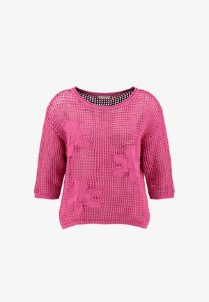 Roze gebreide mesh trui met driekwart mouwen en verhoogde bloemmotieven aan de voorkant en zijkanten.